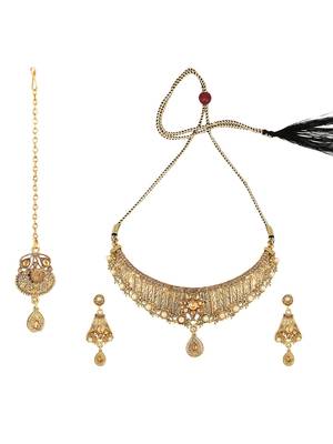 Designer Gold Plated Traditional Matte Finish Necklace with Earring Maangtika 3