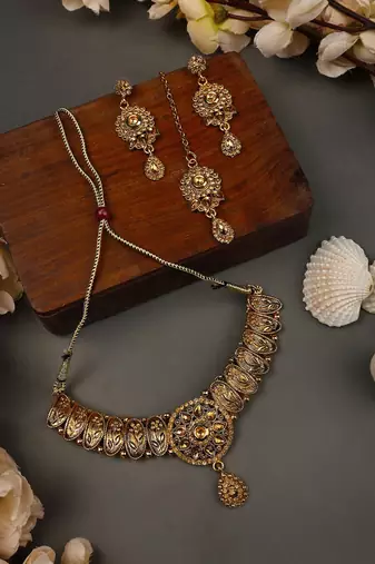 Designer Gold Plated Traditional Matte Finish Necklace with Earring Maangtika