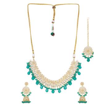 Green kundan beaded necklace with earring & maang tikka by leshya 1