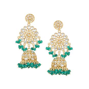 Green kundan beaded necklace with earring & maang tikka by leshya 3