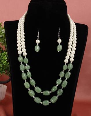 Semi precious onyx stone with pearls 1