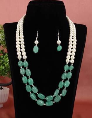 Semi precious onyx stone with pearls 1