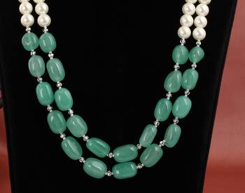 Semi precious onyx stone with pearls 3