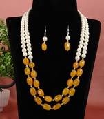 Semi precious onyx stone with pearls