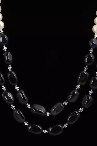 Semi precious onyx stone with pearls