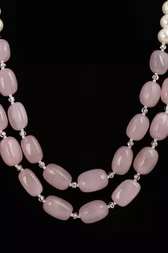 Semi precious onyx stone with pearls