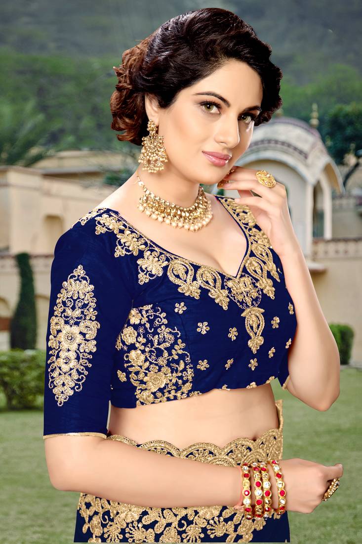 Trendmalls Blue  Silk Heavy Embroidery Work Party Wear Saree With Blouse