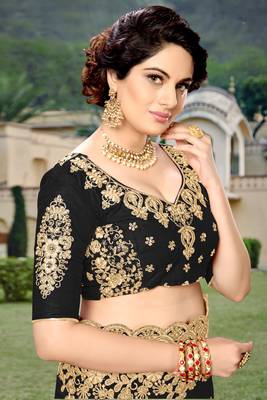 Trendmalls Trendmalls Black  Silk Heavy Embroidery Work Party Wear Saree With Blouse 5