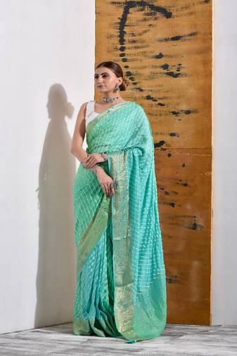 dark green leheriya saree