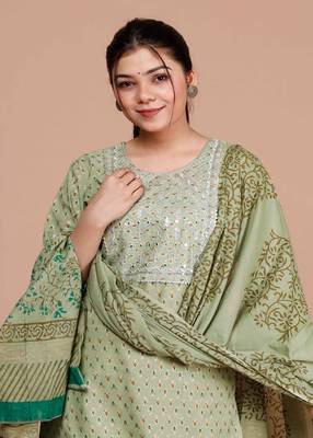 Women Green Ethnic Motifs  Pure Cotton Kurta with Palazzo & Dupatta 3