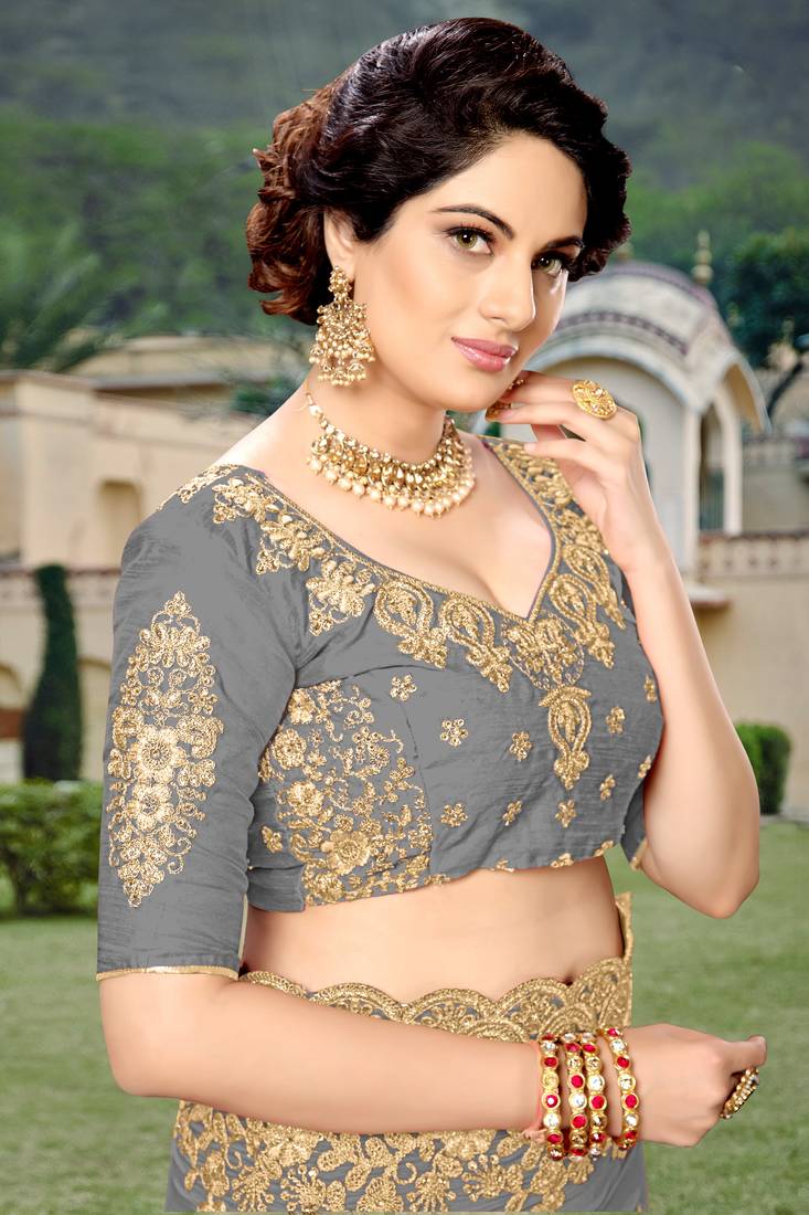 Trendmalls Grey  Silk Heavy Embroidery Work Party Wear Saree With Blouse