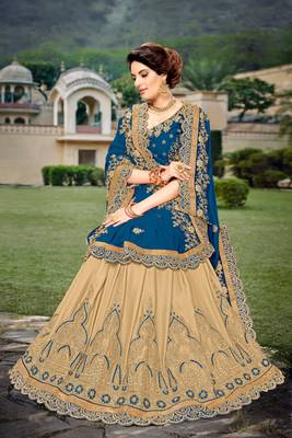 Trendmalls Morpeach Silk Heavy Embroidery Work Bollywood Saree With Blouse 5