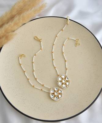 White gold tone kundan and pearl anklet 2