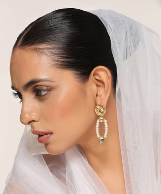 White gold tone kundan and pearl dangler earrings 5