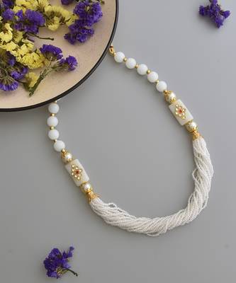White gold tone pearl necklace 2