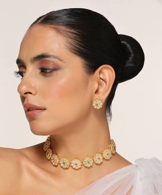 Red and green gold tone kundan choker set 5