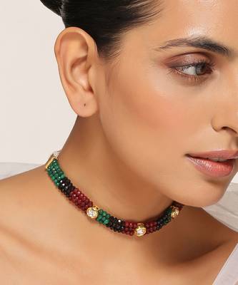 Red and green gold tone kundan choker 3
