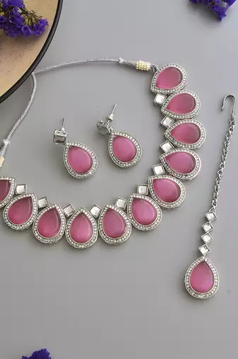 Pink silver tone zirconia necklace set with maang tikka