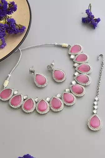 Pink silver tone zirconia necklace set with maang tikka