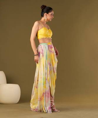 Yellow viscose crepe draped skirt set 2