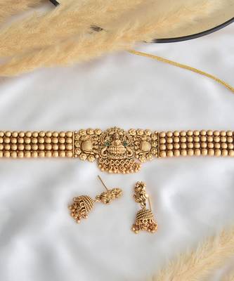 Gold tone temple choker necklace set 4