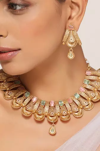 Mint and pink gold tone temple necklace set