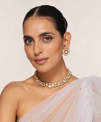 Gold tone kundan choker set 1