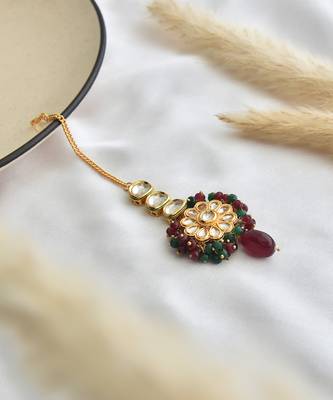 Red and green gold tone kundan maang tikka 2