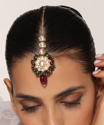 Red and green gold tone kundan maang tikka 3