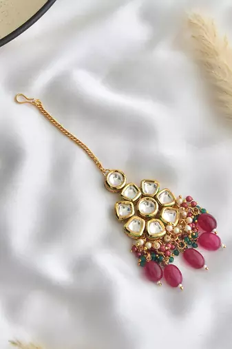Multicolor gold tone kundan maang tikka