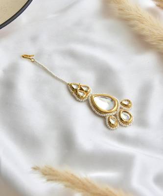Gold tone polki maang tikka 4
