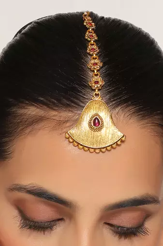 Red gold tone temple maang tikka