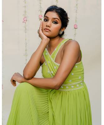 Green pleated embroidered jumpsuit 3