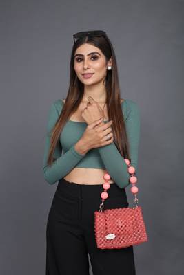 Bead crossbody bag 3