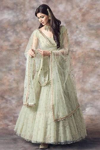 EILARA WOMEN'S LIGHT-GREEN DESIGNER EMBROIDERD AND SEQUINS WORK PARTY WEAR LEHENGA CHOLI