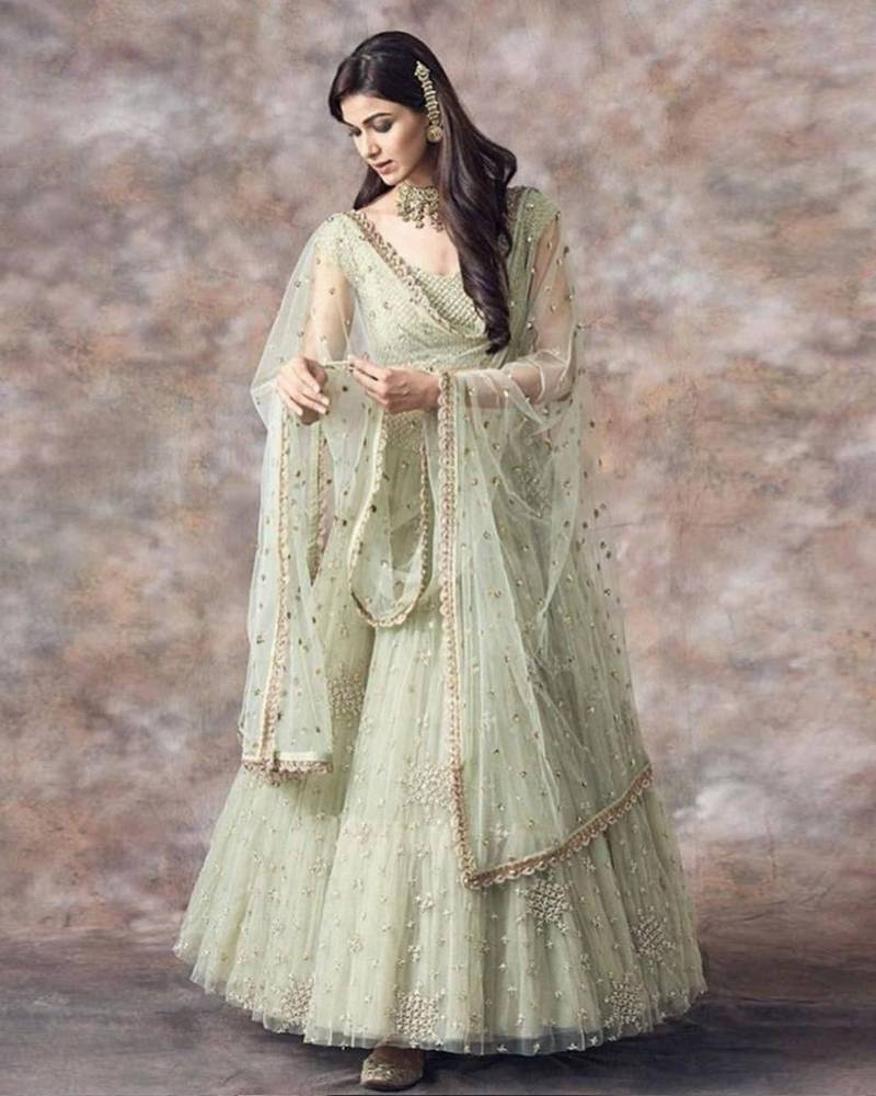 EILARA WOMEN'S LIGHT-GREEN DESIGNER EMBROIDERD AND SEQUINS WORK PARTY WEAR LEHENGA CHOLI