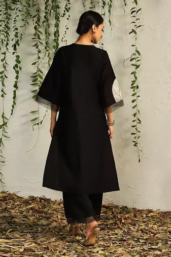 Black chanderi nakshi and zari kurta set