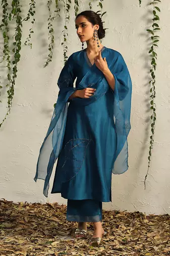 True blue chanderi nakshi and zari kurta set