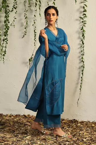 True blue chanderi nakshi and zari kurta set