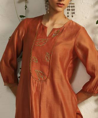 Spice orange chanderi nakshi and zari work kurta set 5