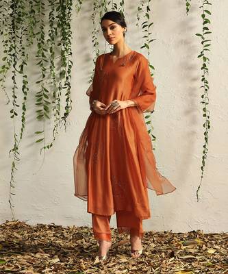Spice orange chanderi kurta set 2