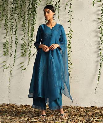 True blue chanderi kurta set 1