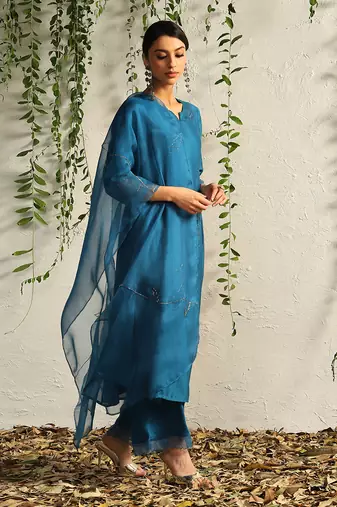 True blue chanderi kurta set