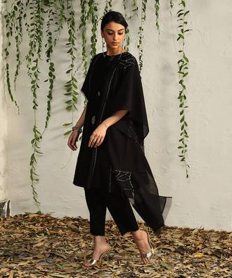 Black chanderi tie up kurta set 2