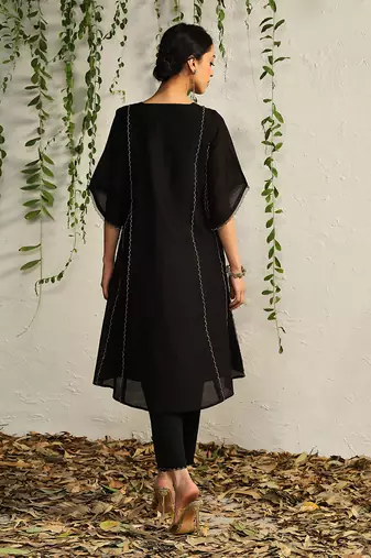 Black chanderi tie up kurta set