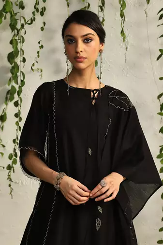 Black chanderi tie up kurta set
