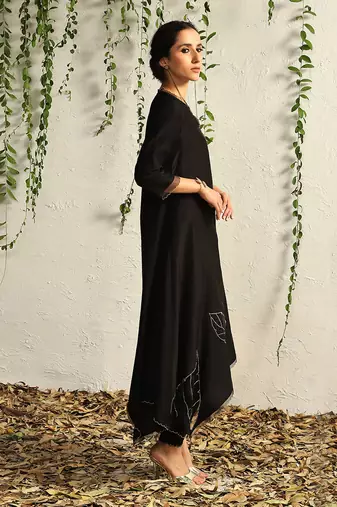 Black chanderi kurta set