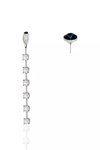 Diamond white in silver midnight musk earrings