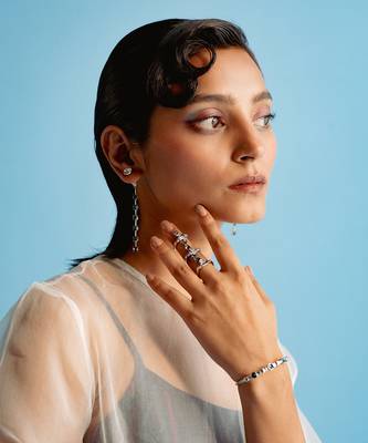 Ink blue in silver spicy vanilla ring 1