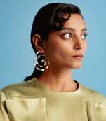 Gold classic merigold earring